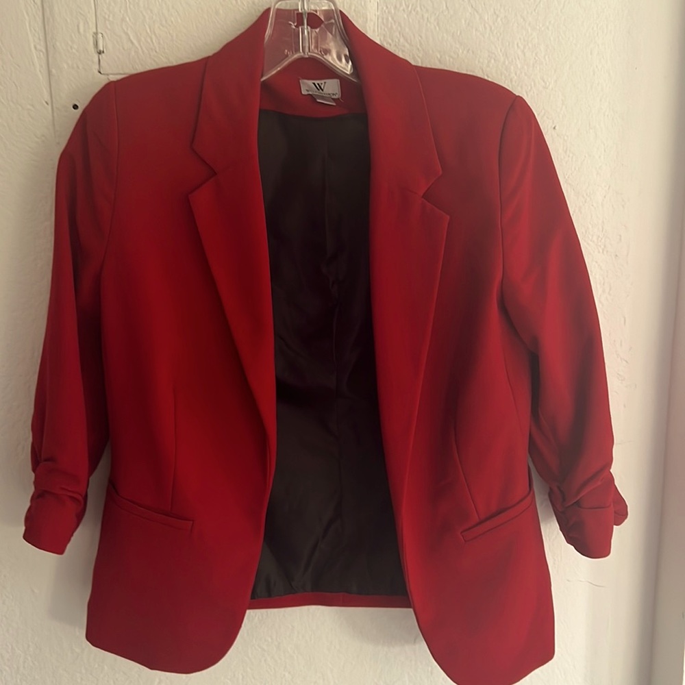 Red Scrunch 3/4 sleeve Blazer size S